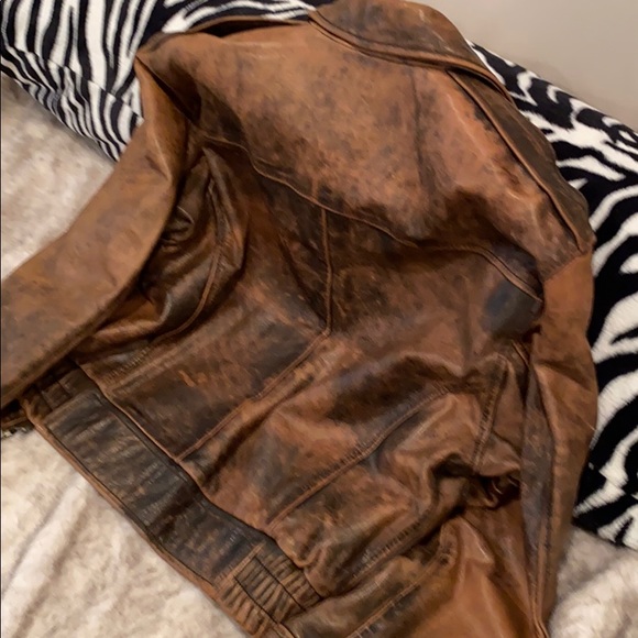 Vintage Valentino leather jacket siz46 - Picture 4 of 4